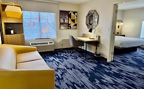 La Quinta By Wyndham Austin Southwest
